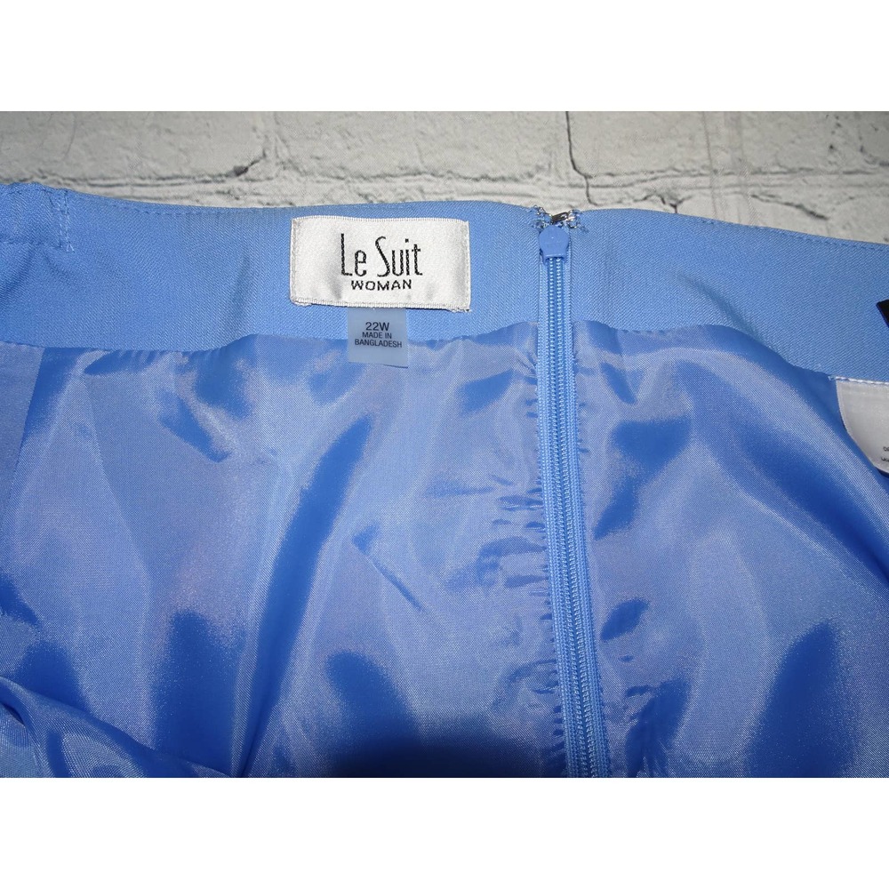NWT Le Suit Plus Size Seamed Skirt Suit 22 W light blue - Picture 12 of 12